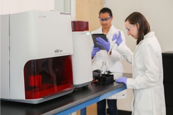 Image_Product_TEC_INS_RedShiftBio_AQS3pro_1000x665_JPG_02 Image_Product_TEC_INS_RedShiftBio_AQS3pro_1000x665_JPG_02